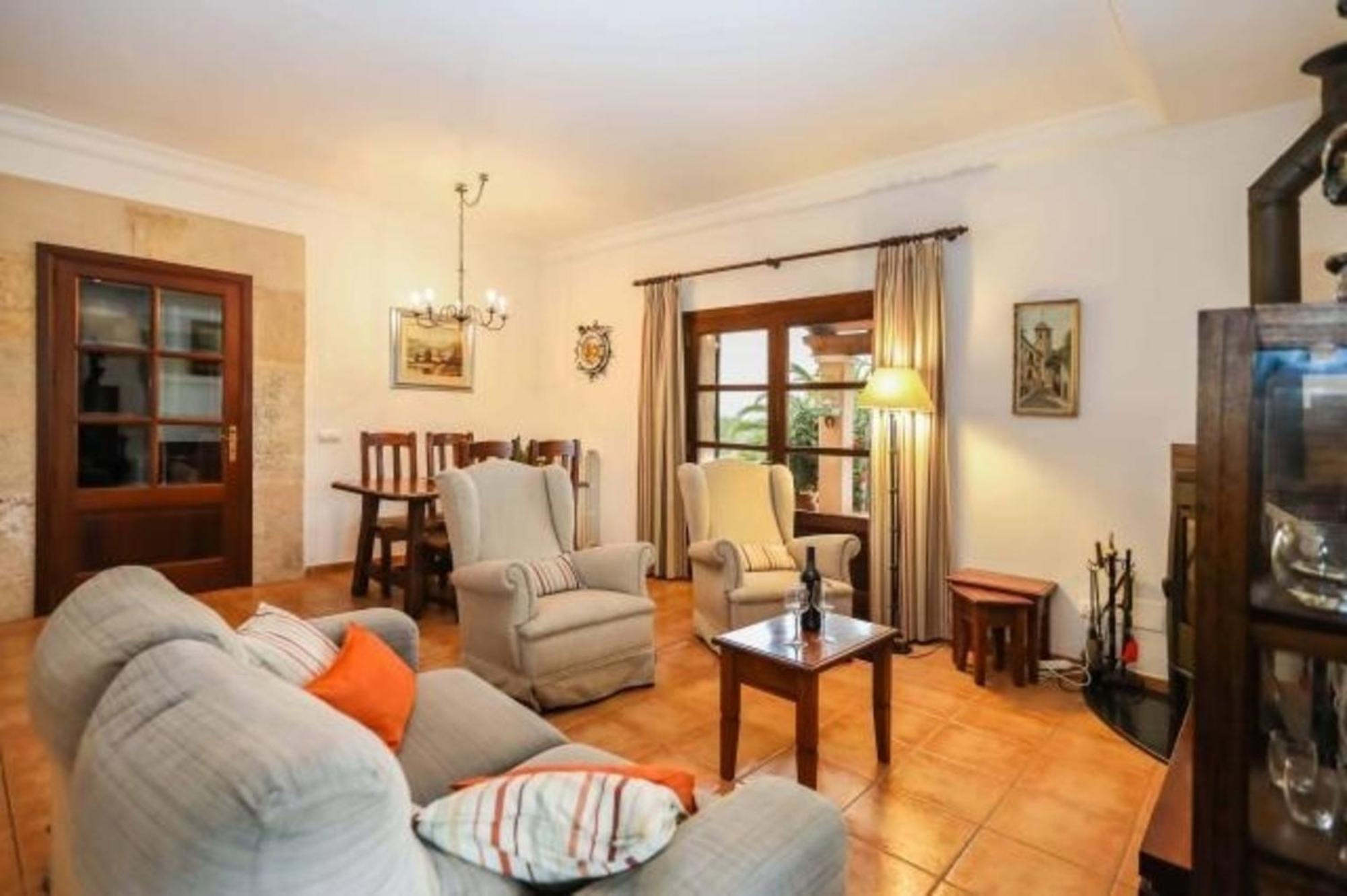 Mit Privatpool Fuer 6 Personen Ca 150 Qm In Muro, Mallorca Nordkueste Von Mallorca Ferienhaus